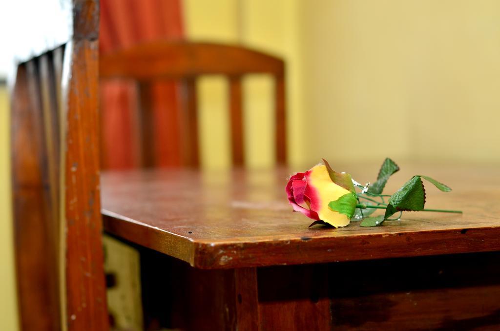 The Garden Rest Hotel Kandy Kamer foto