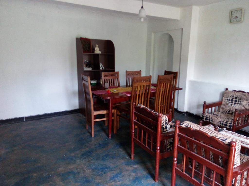 The Garden Rest Hotel Kandy Buitenkant foto